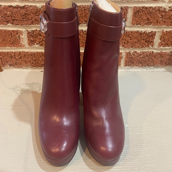 Michael Kors Parker Leather Boot - Picture 5 of 6